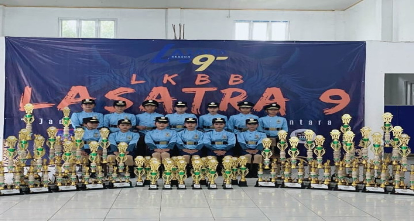 Paskibra SMP Dirghantara menjadi terfavorit di ajang Lomba LKBB LASATRA